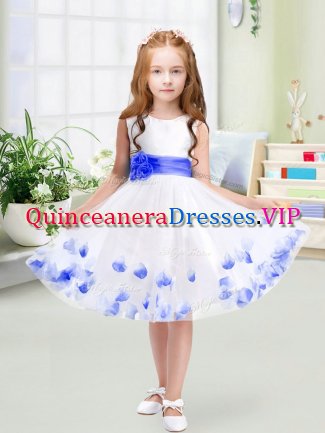 Classical White Zipper Little Girls Pageant Dress Wholesale Appliques and Belt Sleeveless Knee Length
