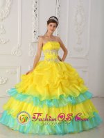 Atlantic Beach Atlantic Beach Luxurious Yellow Strapless Ruched Bodice Quinceanera Dress With Beaded and Ruffled Decorate