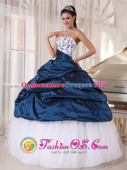 Springvale Maine/ME White and Navy Blue Taffeta and Organza Embroidery Decorate Bust Ball Gown Floor-length Quinceanera Dress For - Click Image to Close
