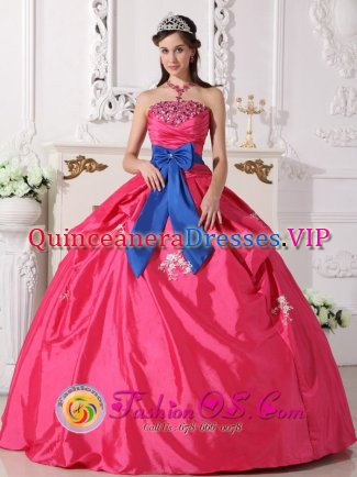 Fishersville Virginia/VA Ball Gown Coral Red Sash Appliques and Beaded Decorate Bust Sweet 16 Dresses With a blue bow
