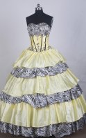 Mexican Luxurious Ball Gown Sweetheart Floor-length Yellow Quinceanera Dress LZ426010