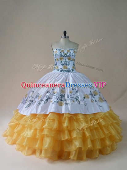 Sleeveless Embroidery and Ruffled Layers Lace Up Sweet 16 Quinceanera Dress - Click Image to Close