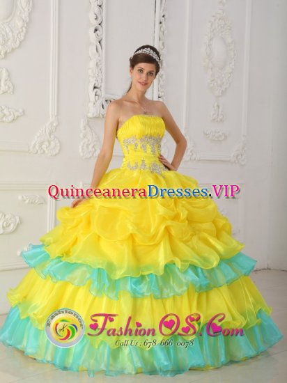Atlantic Beach Atlantic Beach Luxurious Yellow Strapless Ruched Bodice Quinceanera Dress With Beaded and Ruffled Decorate - Click Image to Close