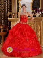 Ambleside Cumbria Wholesale Ruffles Appliques Corset Decorate Quinceanera Gowns Red Organza Strapless For Sweet 16(SKU QDZY077y-7BIZ)