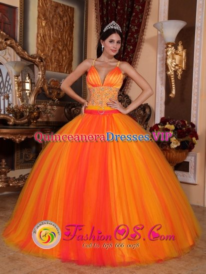 Hollywood Florida/FL V-neck With Spaghetti straps Taffeta and Tulle Orange Red Fantastic Quinceanera Dresses - Click Image to Close