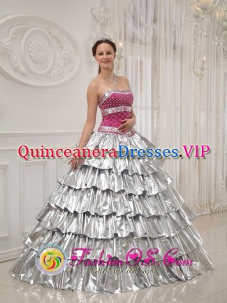 Beautiful strapless Popular Princess Quinceanera Dress with Brilliant silver In Balmaha Central