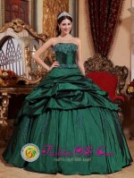 Greater Santo Domingo Dominican Republic Most Popular Emerald Green Quinceanera Dresses Custom Made