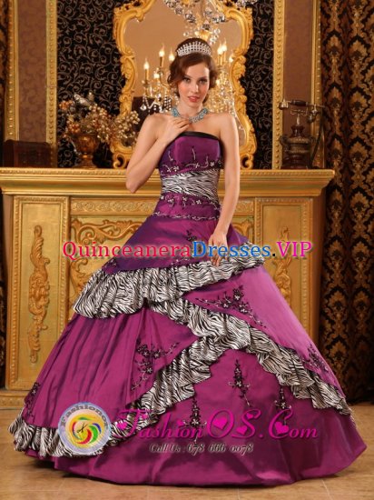 Brownfield Maine/ME Stylish Embroidery Zebra Dark Purple Quinceanera Dress With Taffeta Ball Gown - Click Image to Close