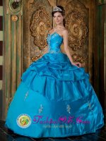 Sky Blue Taffeta Sweetheart Quinceanera Dress With Pick-ups and Appliques For Sweet 16 In Wa Keeney Kansas/KS(SKU QDZY175-HBIZ)