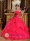 Beautiful Appliques Decorate Bodice Red Quinceanera Dress Sweetheart Floor-length Organza ruffles Ball Gown In Gardner Kansas/KS