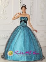 Carroll Iowa/IA Elegant Black and Blue Beading and Appliques Quinceanera Gowns With Taffeta and Tulle In Washington(SKU QDZY238-CBIZ)