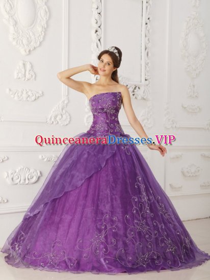 Fayette Iowa/IA Elegent Lavender A-line Embroidery Quinceanera Dress With Strapless Satin and Organza Layers In Show Low - Click Image to Close