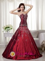 Pohjankuru Finland Gorgeous Wine Red A-line Sweetheart Floor-length Taffeta Beading and Embroidery Prom Dress