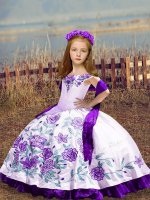 White Satin Lace Up Off The Shoulder Sleeveless Floor Length Little Girls Pageant Gowns Embroidery