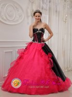Fishers Indiana/IN Appliques Beautiful Red and Black Quinceanera Dress Sweetheart Satin and Organza Ball Gown