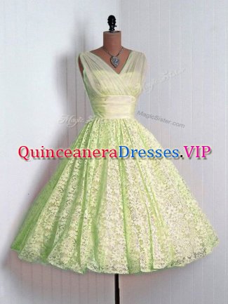 Yellow Green V-neck Lace Up Lace Quinceanera Court of Honor Dress Sleeveless