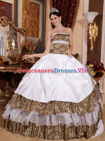 Sioux Center Iowa/IA Beading Decorate Bodice Informal White Quinceanera Dress Strapless and sexy Leopard Ball Gown - Click Image to Close