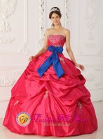 Tamboril Dominican Republic Coral Red Strapless For Quinceanera Dress With Beading Appliques and blue Bowknot