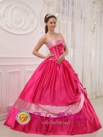 Waterloo OntarioON Stylish A-line Coral Red Bows Sweet 16 Dress Sweetheart Satin Appliques with glistening Beading