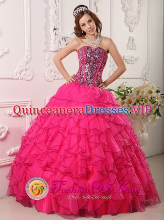 Empuriabrava Spain Gorgeous Ruffled Hot Pink Quinceanera Dress For Sweetheart Organza With Beading Ball Gown