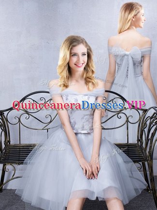 Off the Shoulder Short Sleeves Knee Length Grey Dama Dress Tulle Sleeveless Lace and Appliques and Belt