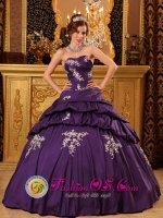 Whitley City Kentucky/KY Appliques Decorate Bodice Taffeta Floor-length Custom Made Dark Purple Quinceanera Dress For