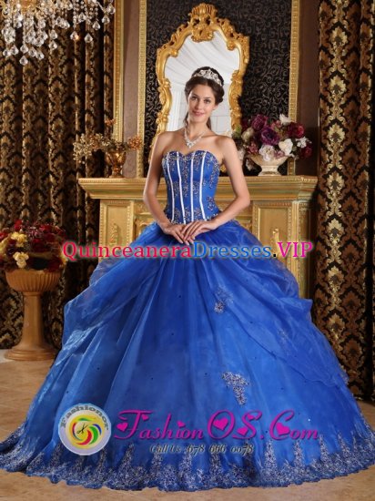 Gallup New mexico /NM Popular Royal Blue Quinceanera Dress with Sweetheart Appliques and Pick-ups - Click Image to Close