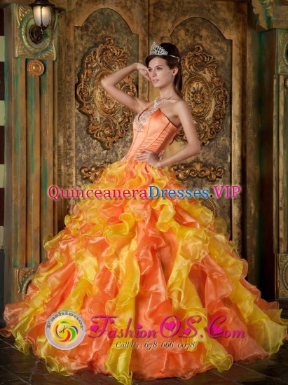 Llancarfan South Glamorgan Exclusive Orange Strapless Quinceanera Dress For Appliques Decorate Organza Ruffles Ball Gown - Click Image to Close