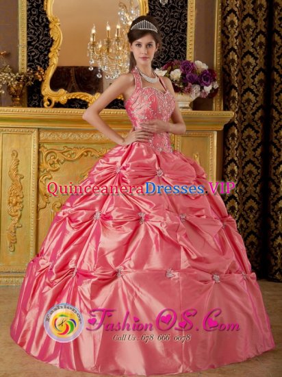 Brookings South Dakota/SD Luxuriously stunning Halter Waltermelon ball gown Quinceanera Dress - Click Image to Close