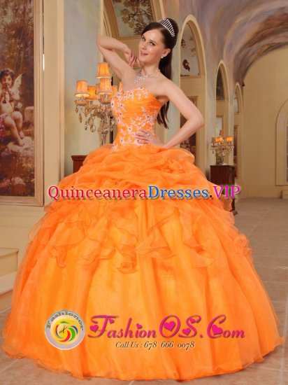 Soulbury Buckinghamshire Appliques and Pick-ups For sweetheart Orange Quinceanera Dress With Taffeta and Organza - Click Image to Close