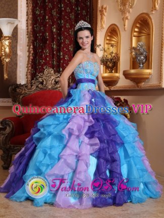 Lebanon Pennsylvania/PA Beading and Appliques Decorate Multi-color Quinceanera Dress With Sweetheart Neckline