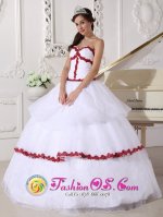 Appliques Decorate Bodice Best White and Wine Red Organza Quinceanera Dresses In Bohemia New York/NY