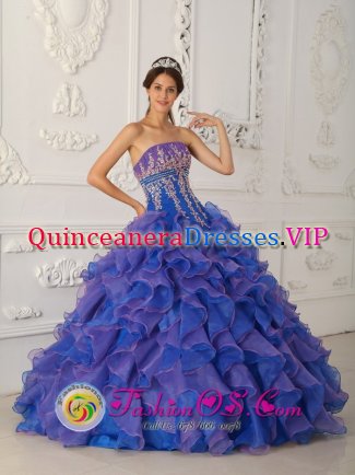 Restrepo colombia Wholesale beautiful Royal Blue and Purple Ruffles Appliques Decaorate Bust Quinceanera Gowns For Sweet 16