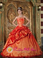 Potsdam Germany Orange Red Strapless Ball Gown Taffeta Quinceanera Dress with Appliques and Pick-ups