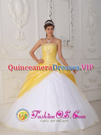 Yellow and White Quinceanera Dress With beading Bodice Taffeta in Flat Rock Carolina/NC