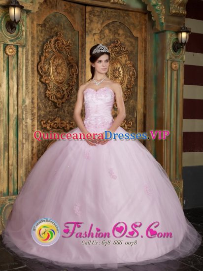 Tenerife Spain Baby Pink Pretty Sweetheart Ball Gown Quinceanera Dress With Appliques Decorate - Click Image to Close