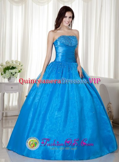 Caldas colombia Ruched Bodice and Beading For Sky Blue Taffeta Ball Gown Quinceanera Dress - Click Image to Close