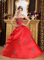 Hayden Lake Idaho/ID Discount Red Strapless Quinceanera Dress With Embroidery Decorate(SKU QDZY282-ABIZ)