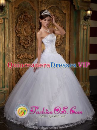 Sebastian FL Cheap White Quinceanera Dress With Strapless Neckline Embroidey and Lace Decorate