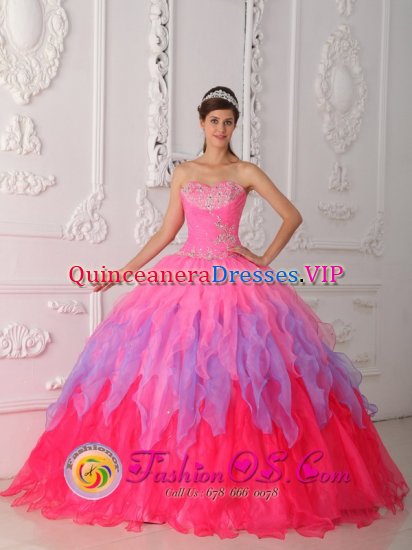 Colorful Quinceanera Dress With Ruched Bodice and Beaded Decorate Bust in Center Texas/TX - Click Image to Close