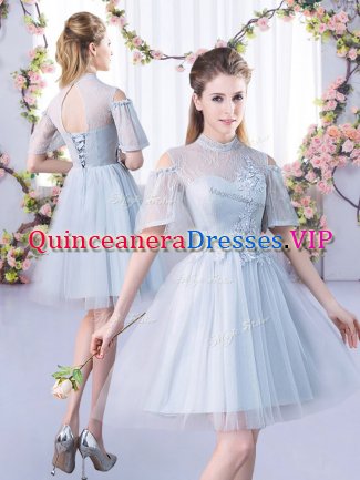 Trendy Short Sleeves Tulle Mini Length Lace Up Dama Dress for Quinceanera in Grey with Lace