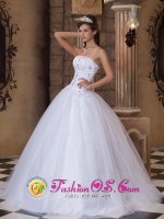 Embroidery Romantic Hato Mayor del Rey Dominican Republic Strapless Quinceanera Dress White Satin and Tulle Ball Gown(SKU QDZY171y-2BIZ)