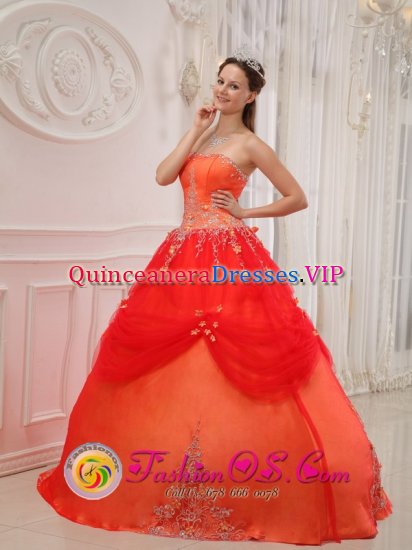 Trappes France Appliques A-line Affordable Orange Red For Sweet Quinceanera Dress Taffeta and Tulle - Click Image to Close