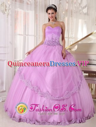 Crofton Maryland/MD Stylish Taffeta and Tulle Appliques Decorate Discount Lavender Quinceanera Dress with sweetheart neckline