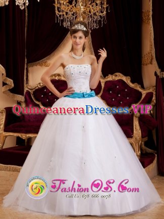 Sashes and Appliques Decorate Bodice For Strapless white Quinceanera Dress In Takoma Park Maryland/MD