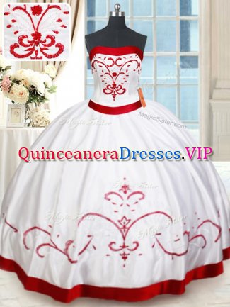 Colorful Floor Length Ball Gowns Sleeveless White and Red Sweet 16 Dress Lace Up