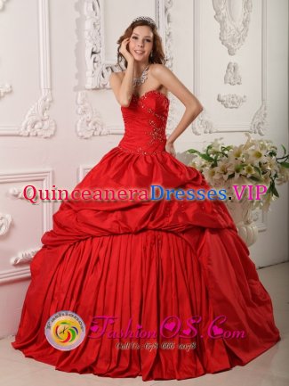 Jarabacoa Dominican Republic Princess Strapless Sweetheart Neckline Beaded Decorate Red Taffeta Ruching Quinceanera Dress