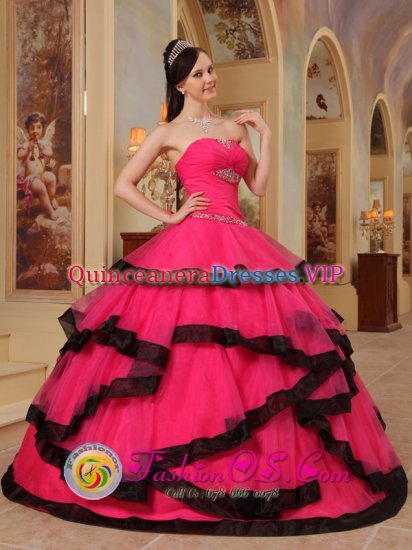 Franklin Pennsylvania/PA Coral Red Appliques Decorate Quinceanera Dress - Click Image to Close