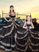 Low Price Sleeveless Taffeta Floor Length Lace Up Quinceanera Gowns in Black with Embroidery and Ruffled Layers