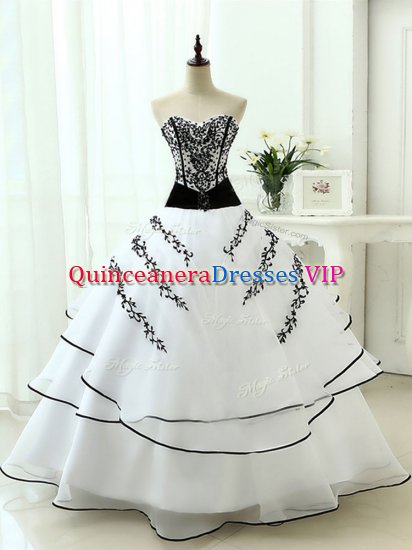 Sleeveless Floor Length Beading and Appliques Lace Up Sweet 16 Dresses with White - Click Image to Close